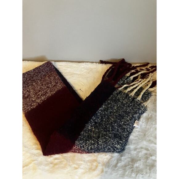 Oversized Fashion Apparel Scarf very soft - Picture 8 of 8